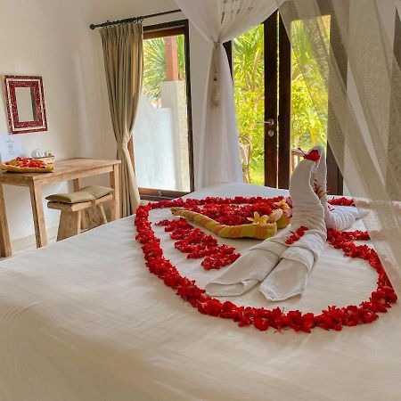 The Well House Hotel Lembongan Exterior foto