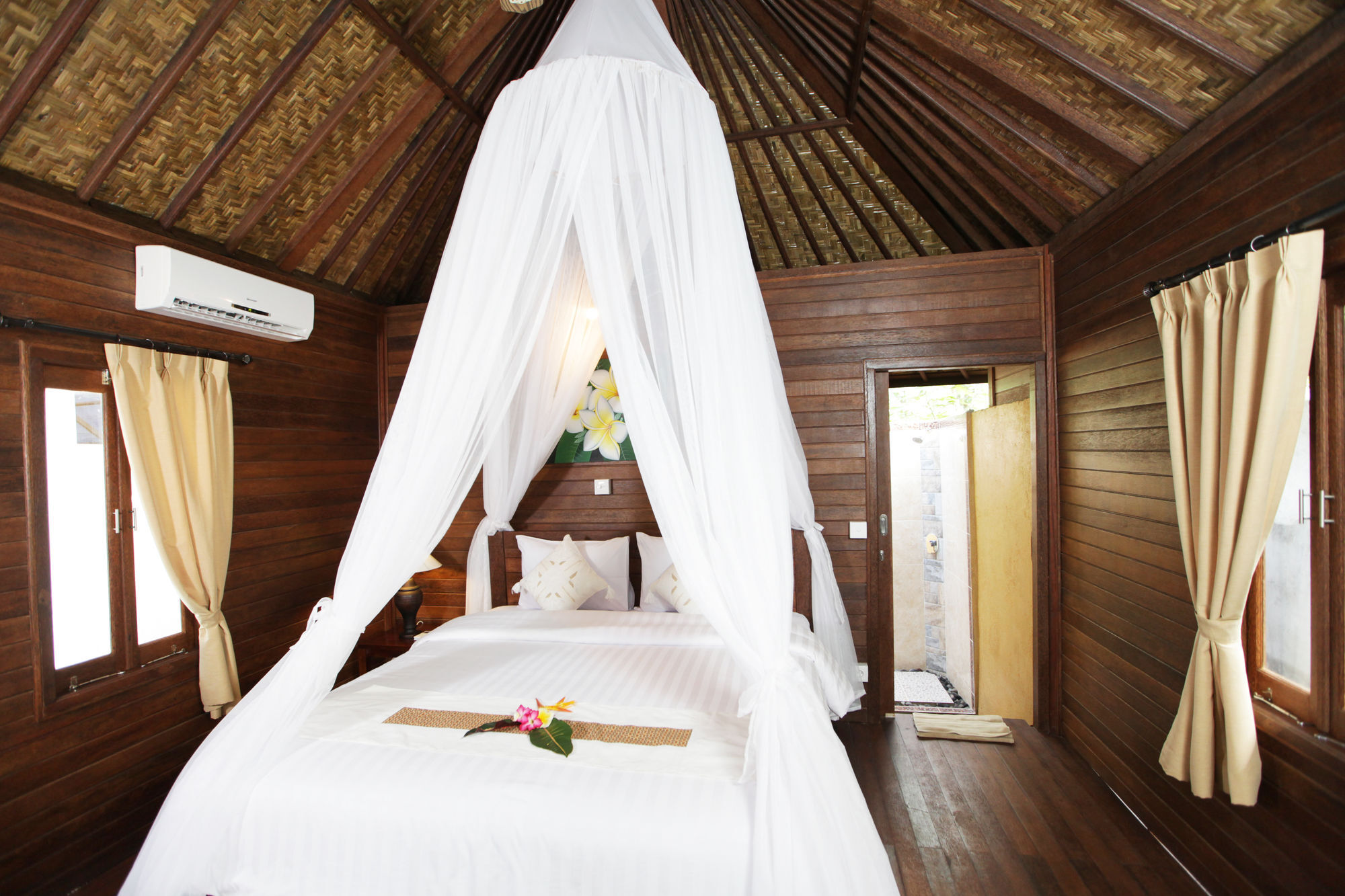 The Well House Hotel Lembongan Exterior foto