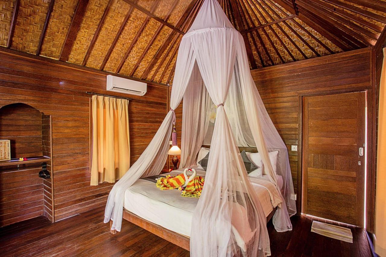 The Well House Hotel Lembongan Exterior foto
